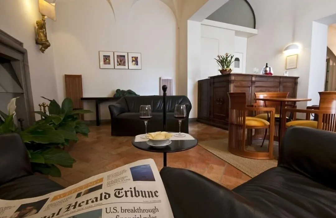 Hotel Tiferno-1